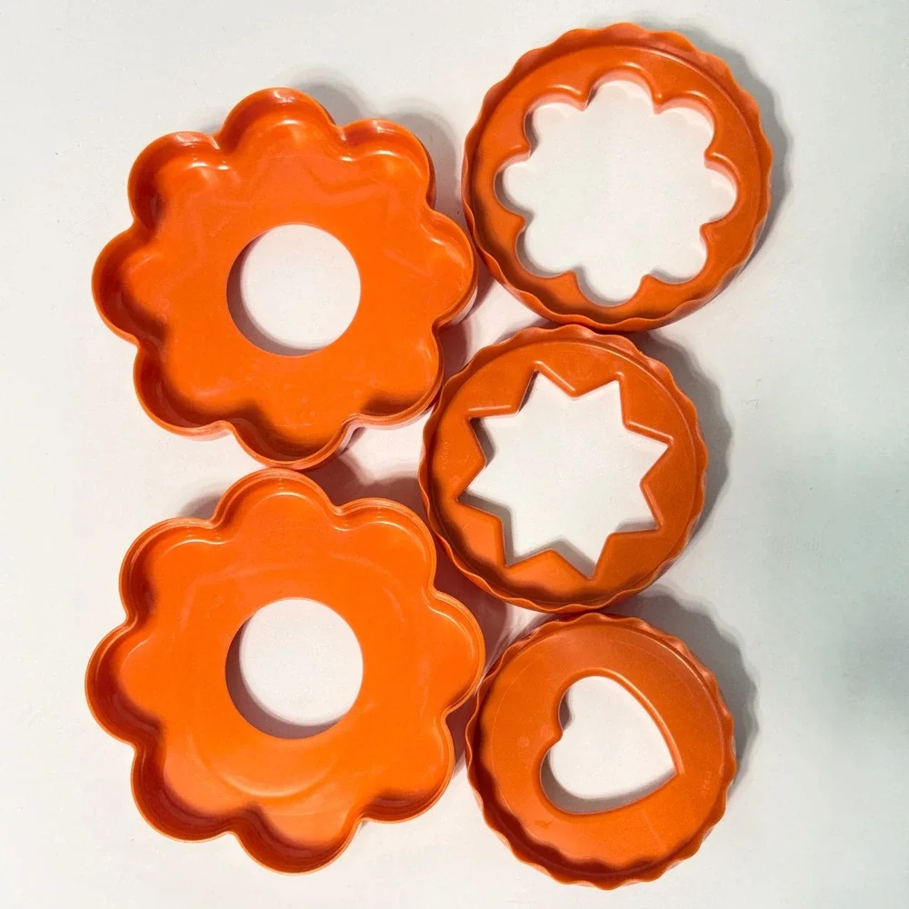 Vintage‎ Tupperware Nesting Cookie Cutter Set 5pc Orange Heart Star Flower
